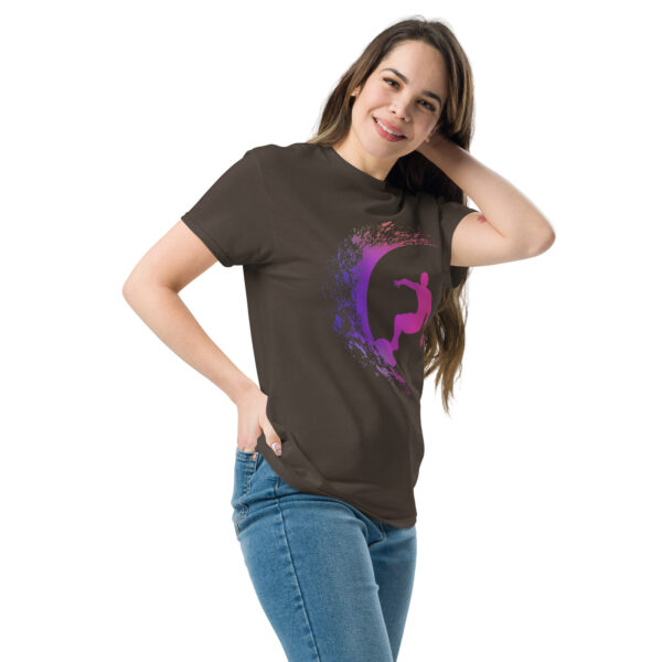 Surfin 1 - Klassisches Unisex T-Shirt – Bild 9