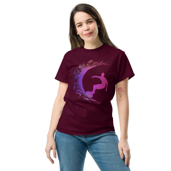 Surfin 1 - Klassisches Unisex T-Shirt – Bild 2